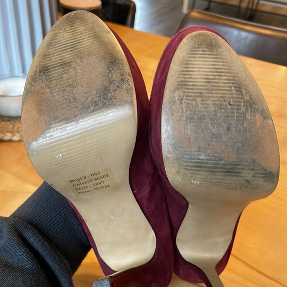 Bakers Platform Heels - Picture 5 of 5